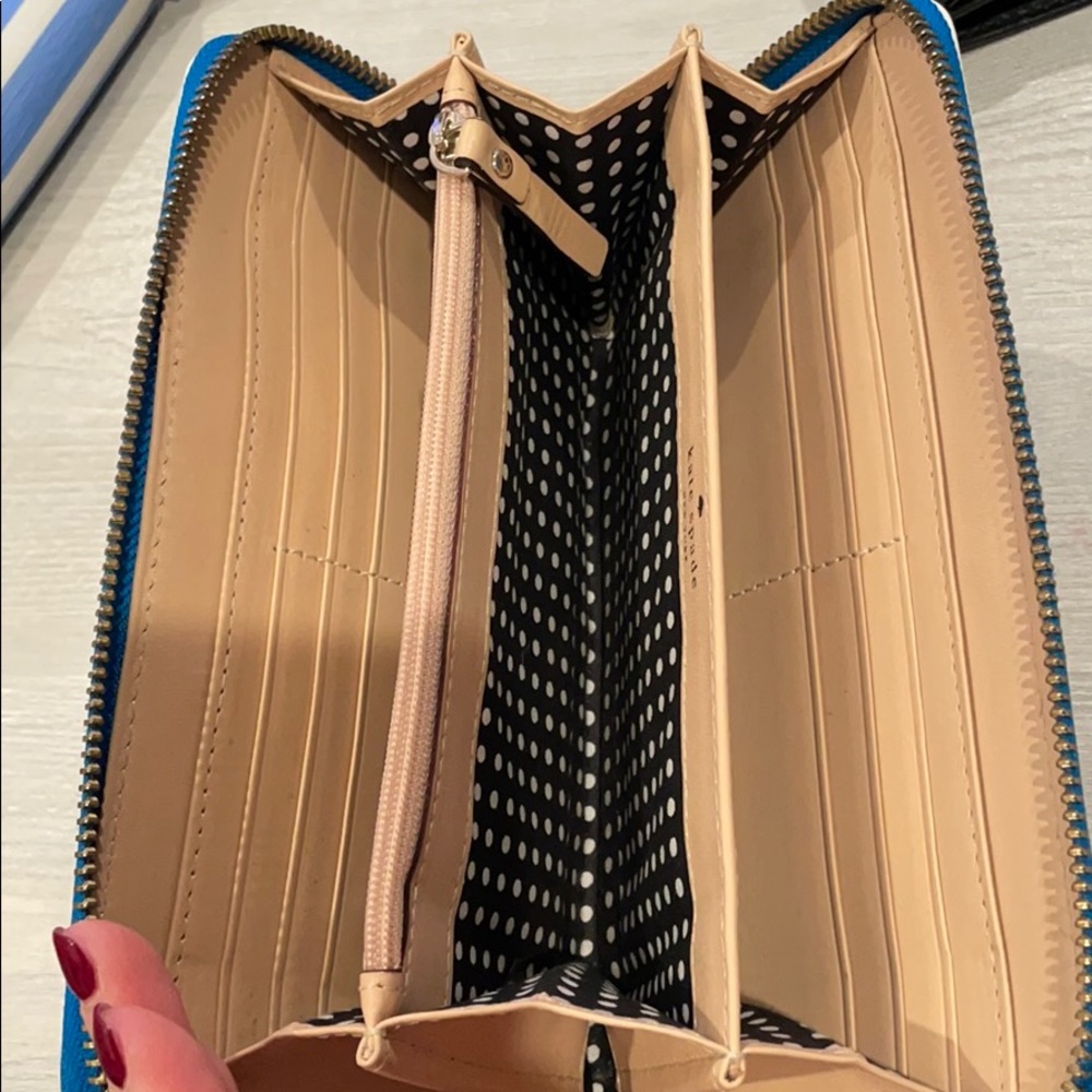 Kate Spade Wallet - Picture 5 of 5